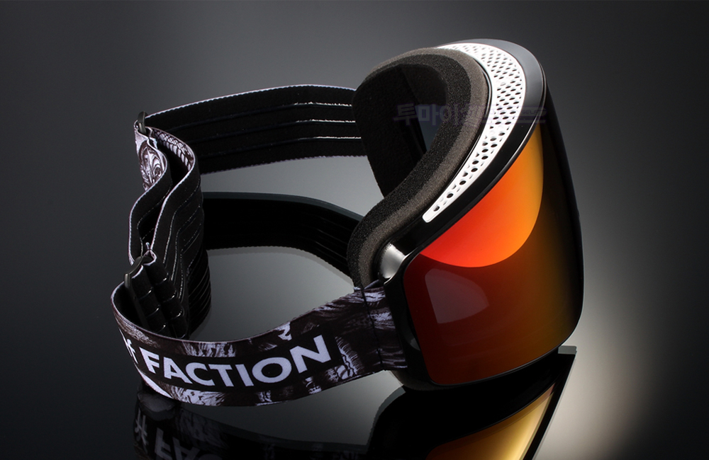 pxv1819_faction_red_d4.jpg