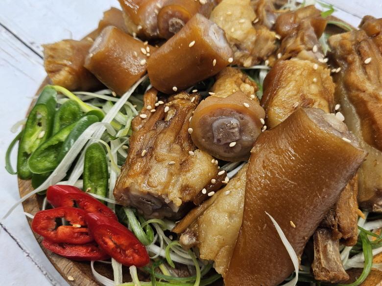 꼬리족발 300g 251.jpg