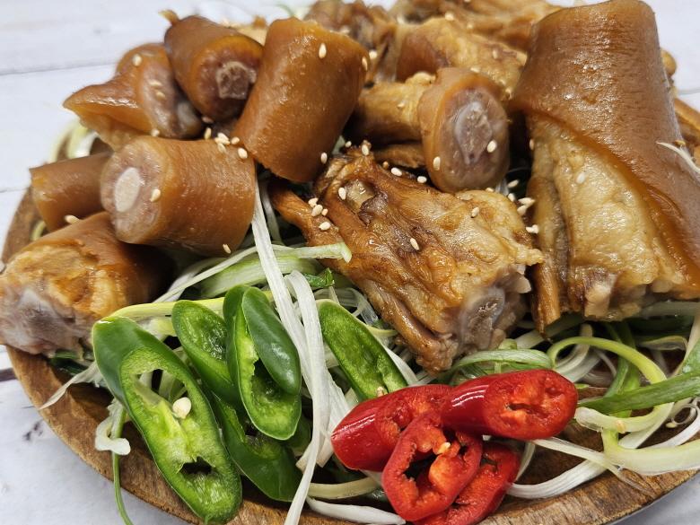 꼬리족발 300g 261.jpg