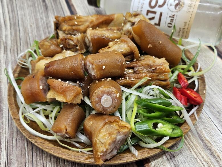 꼬리족발 300g 331.jpg