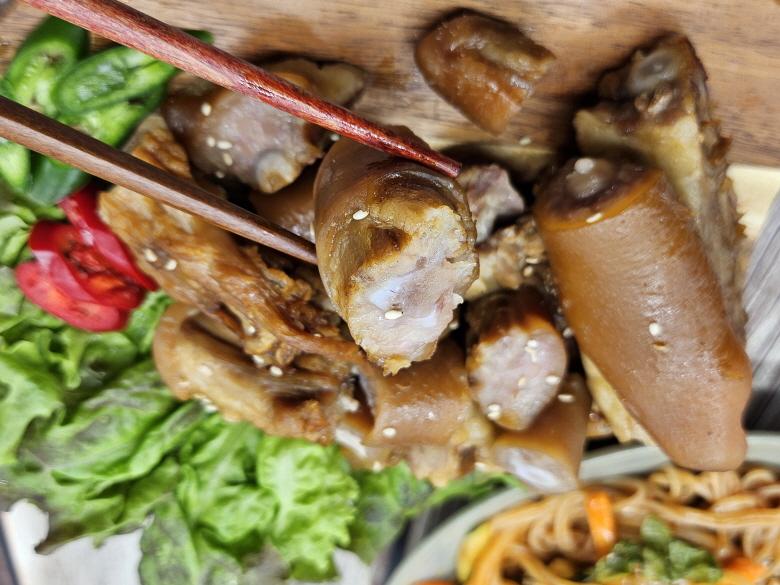 꼬리족발 300g 411.jpg